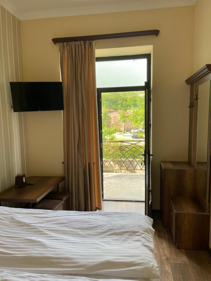Yolyans Hotel 戈里斯 外观 照片