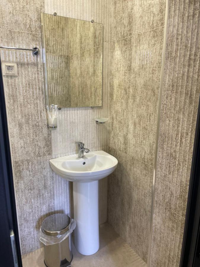 Yolyans Hotel 戈里斯 外观 照片