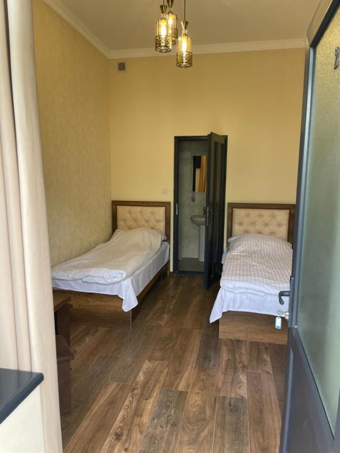 Yolyans Hotel 戈里斯 外观 照片